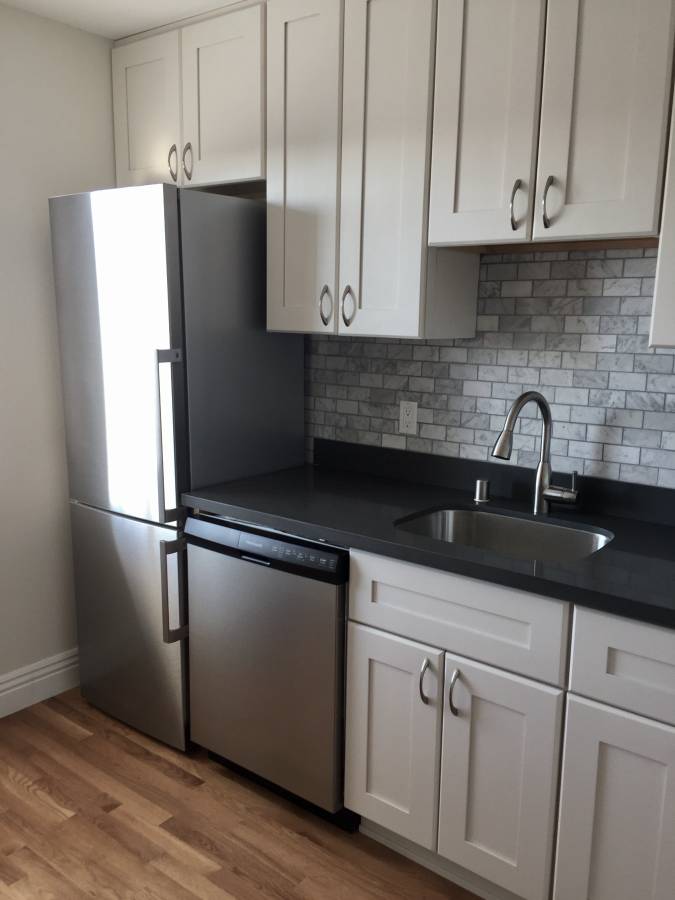 400 Orange Street, Oakland, California, United States, 1 Bedroom Bedrooms, ,1 BathroomBathrooms,Apartment,One Bedroom,Orange Street,1651