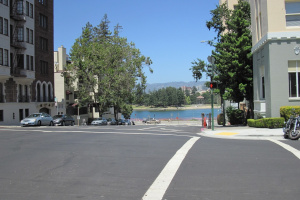 1470 Alice Street, Oakland, California, United States 94612, 2 Bedrooms Bedrooms, ,1 BathroomBathrooms,Apartment,Two Bedroom,Alice Street,1707