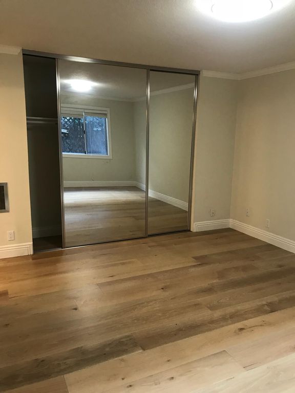 315 Hanover, Oakland, California, United States 94606, 3 Bedrooms Bedrooms, ,1 BathroomBathrooms,Apartment,Three Bedroom,Hanover,1774