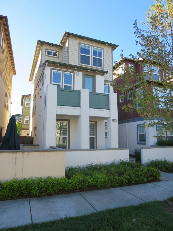 4026 Calloway, Santa Rosa, California, United States 95409, 3 Bedrooms Bedrooms, ,3 BathroomsBathrooms,Apartment,Three Bedroom,Calloway,1775