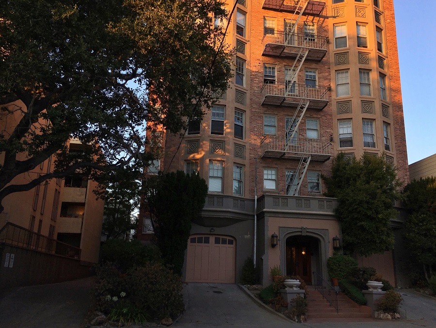 266 Lenox Ave., Oakland, California, United States 94610, 1 Bedroom Bedrooms, ,1 BathroomBathrooms,Apartment,One Bedroom,Lenox Manner,Lenox Ave.,1925