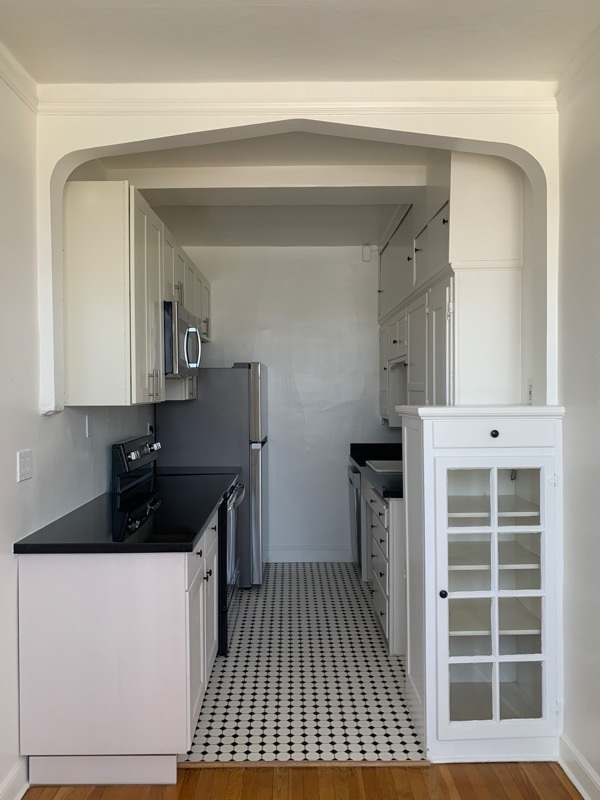 266 Lenox Ave., Oakland, California, United States 94610, 1 Bedroom Bedrooms, ,1 BathroomBathrooms,Apartment,One Bedroom,Lenox Manner,Lenox Ave.,1925