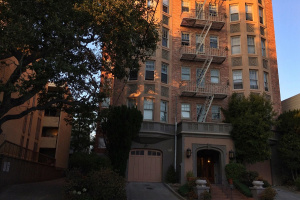 266 Lenox Ave., Oakland, California, United States 94610, 1 Bedroom Bedrooms, ,1 BathroomBathrooms,Apartment,One Bedroom,Lenox Manner,Lenox Ave.,1925